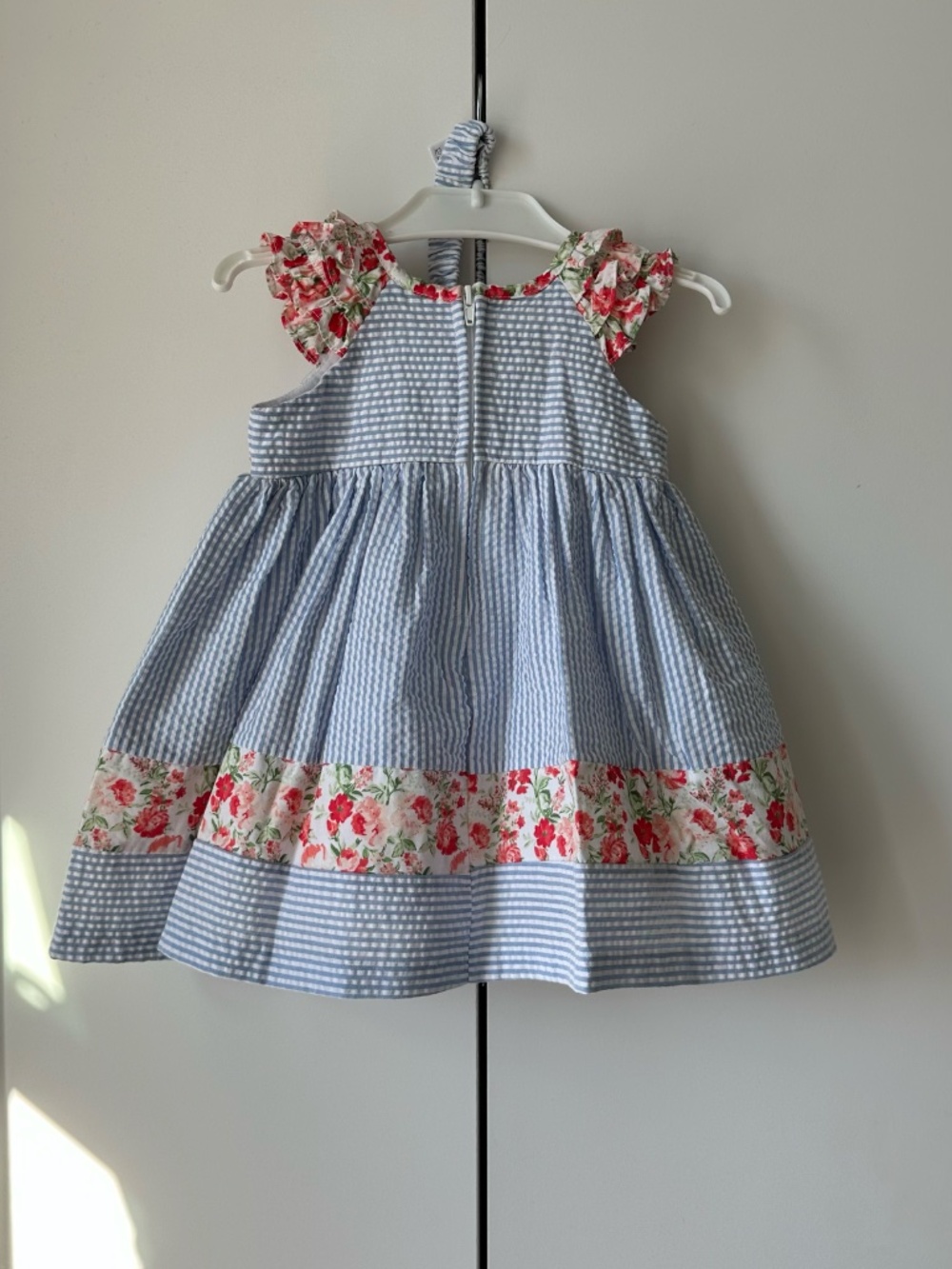 Iris & Ivy Blue Seersucker Red Floral Dress Headband & Bloomers Set 6-9M - Picture 3 of 13
